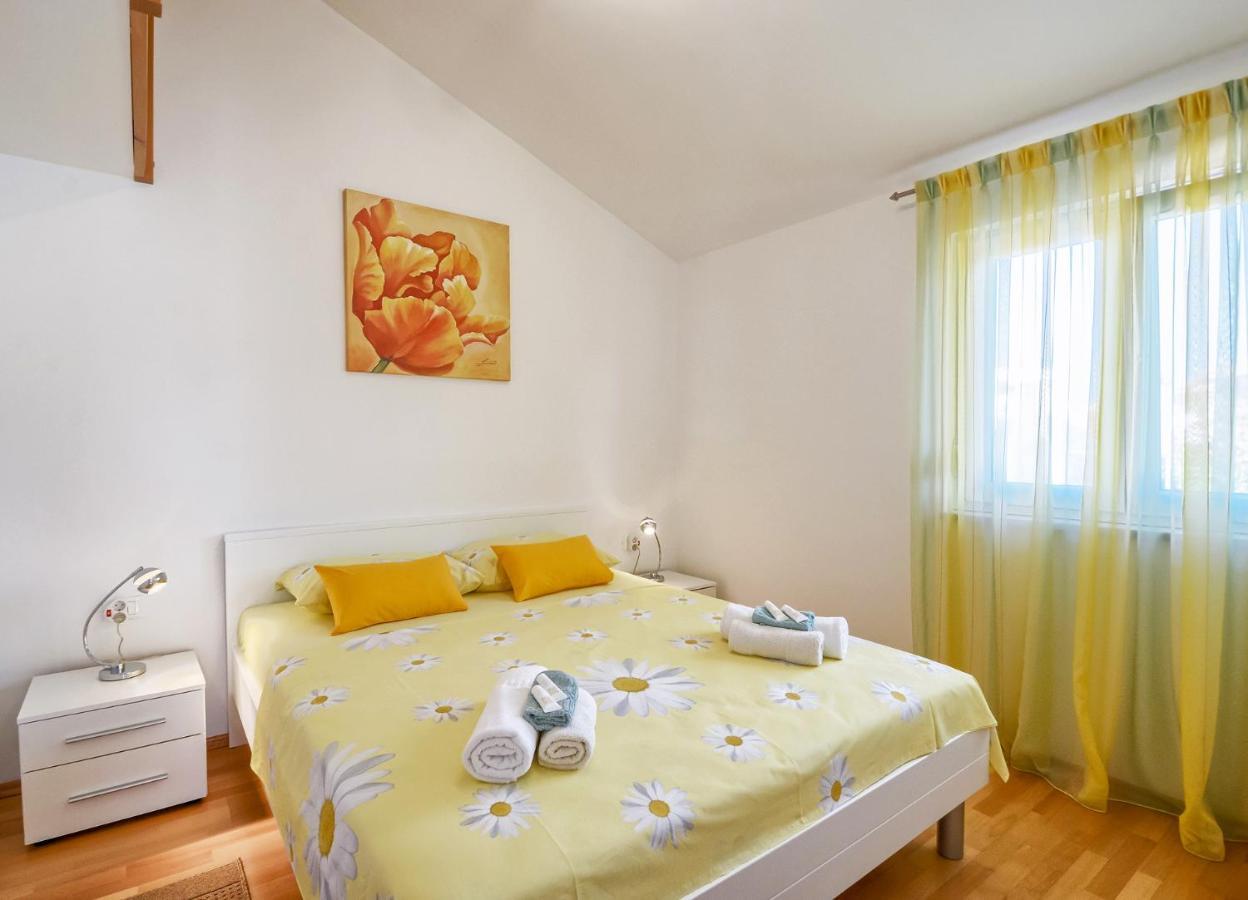 Apartman Maksim Banjole Ngoại thất bức ảnh
